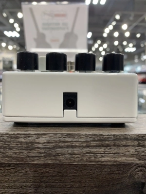 Electro-Harmonix - MEL9 2